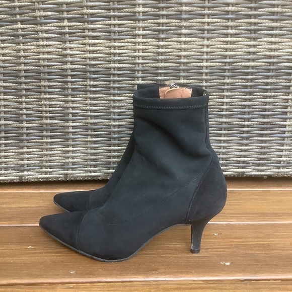 Brenda Zaro Black Suede Ankle Booties Made in Spain - Picture 4 of 11